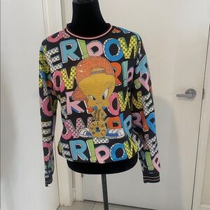 Looney Tunes sweatshirt graphic of Tweety Bird by Bella Belluci Size X-Large
